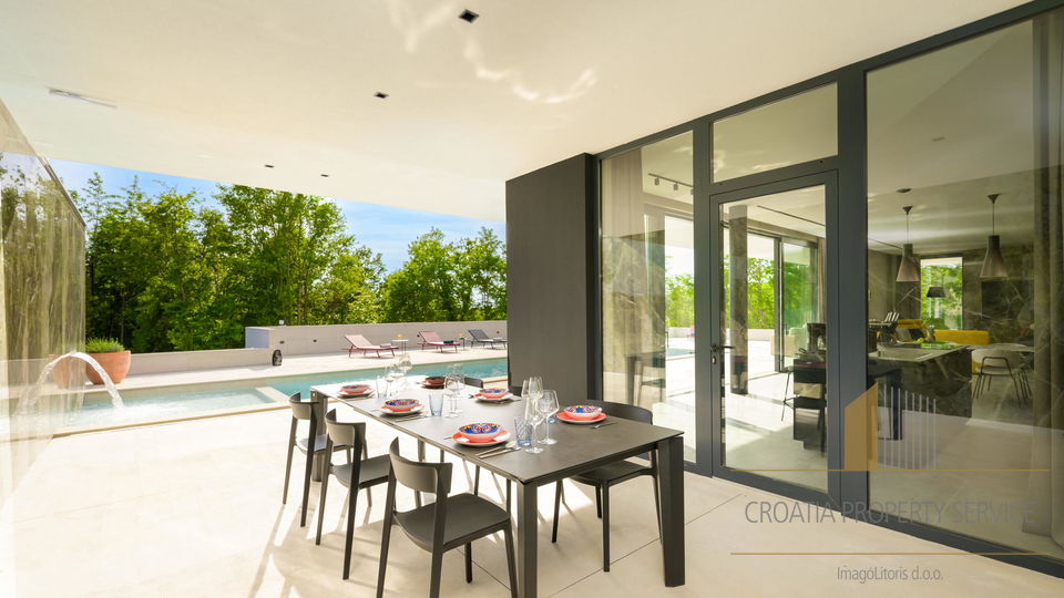 Luxury villa with 5*, spacious grounds, and a private pool in the heart of Istria!