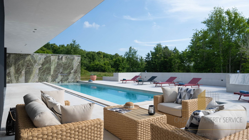 Luxury villa with 5*, spacious grounds, and a private pool in the heart of Istria!