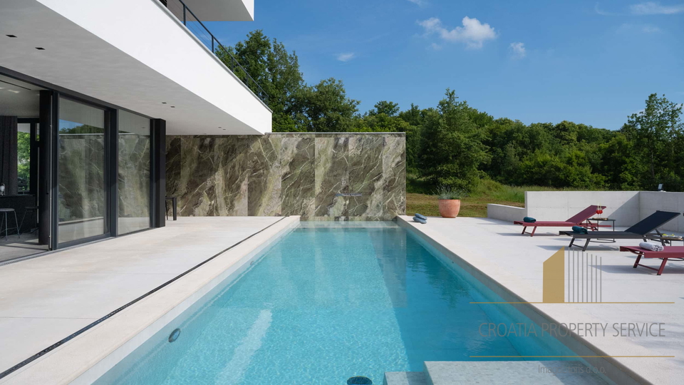 Luxury villa with 5*, spacious grounds, and a private pool in the heart of Istria!