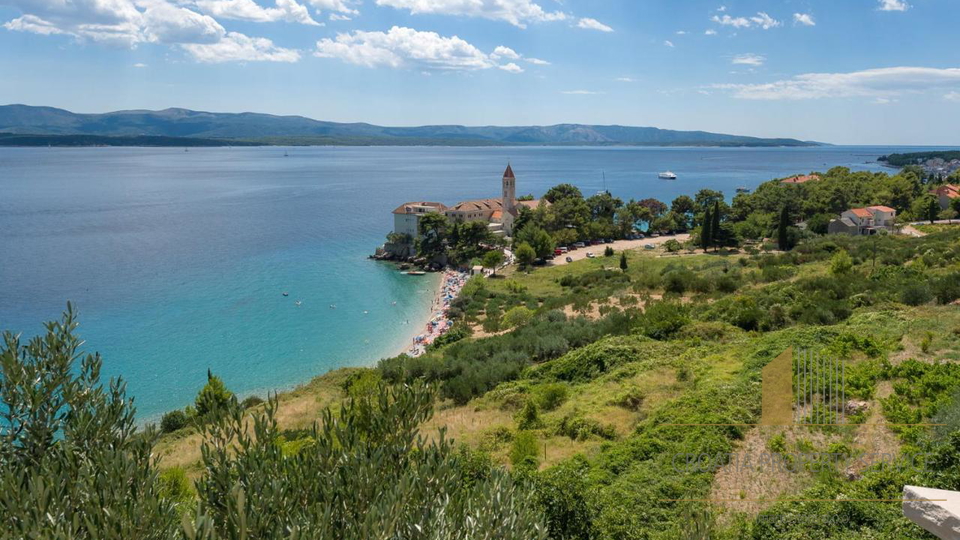 Ekskluzivna vila samo 100 metara od plaže u Bolu, otok Brač!