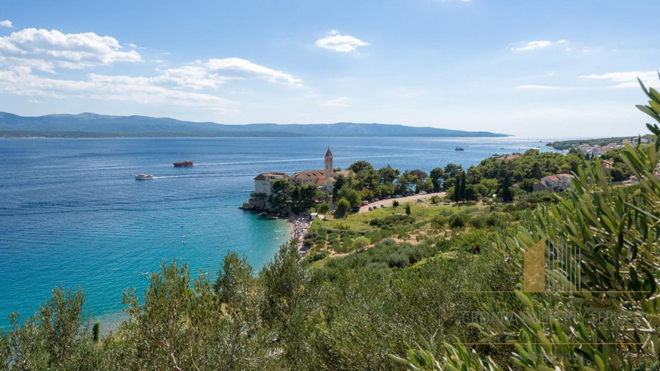 Ekskluzivna vila samo 100 metara od plaže u Bolu, otok Brač!