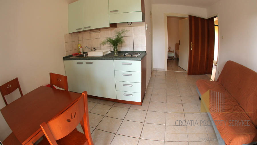 Beautiful apartment house 100 m from the sea on the island of Hvar!