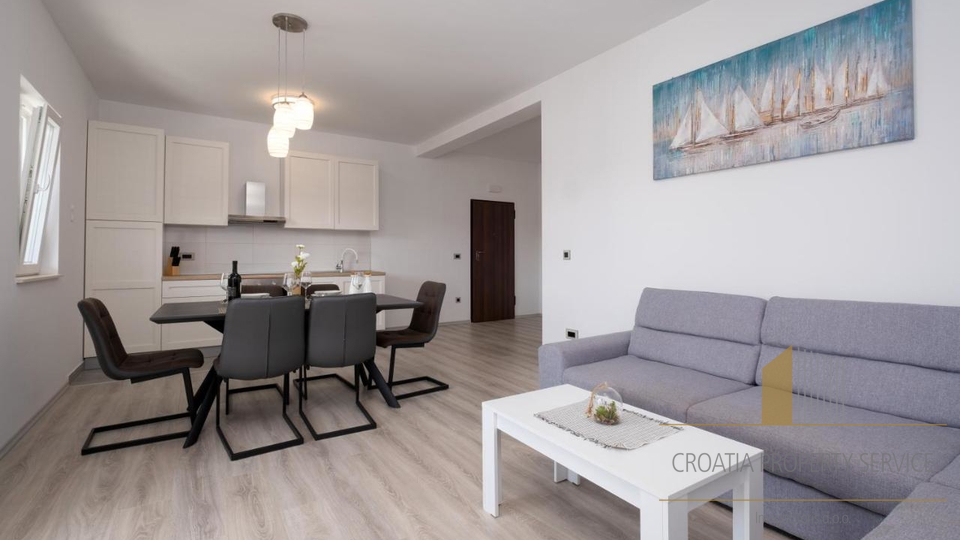 Wunderschönes Apartmenthaus in außergewöhnlicher Lage, erste Reihe am Meer!