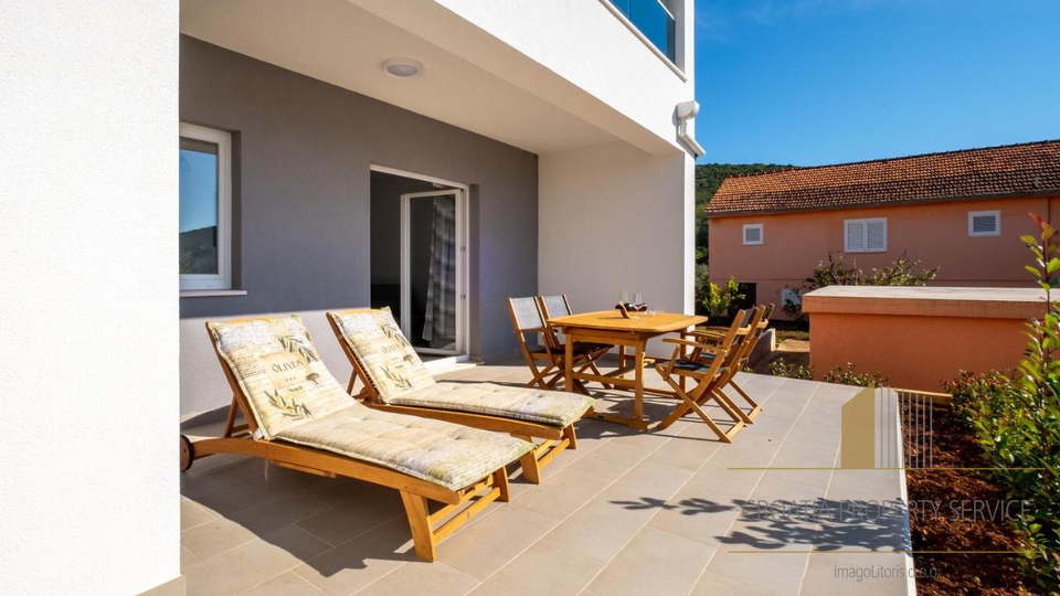 Wunderschönes Apartmenthaus in außergewöhnlicher Lage, erste Reihe am Meer!