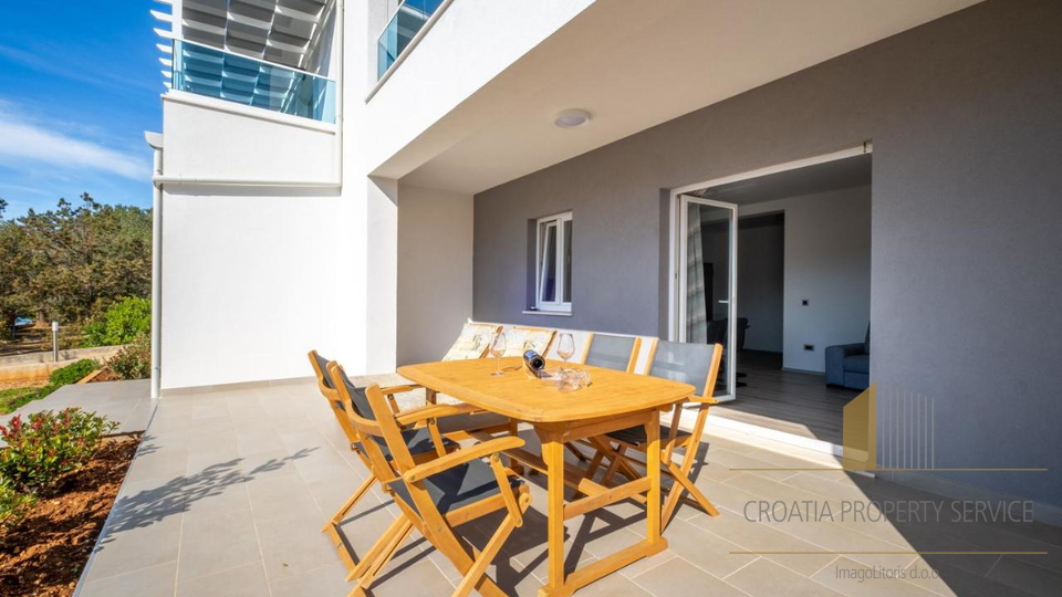 Wunderschönes Apartmenthaus in außergewöhnlicher Lage, erste Reihe am Meer!
