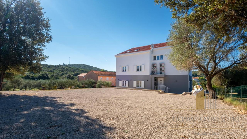 Wunderschönes Apartmenthaus in außergewöhnlicher Lage, erste Reihe am Meer!