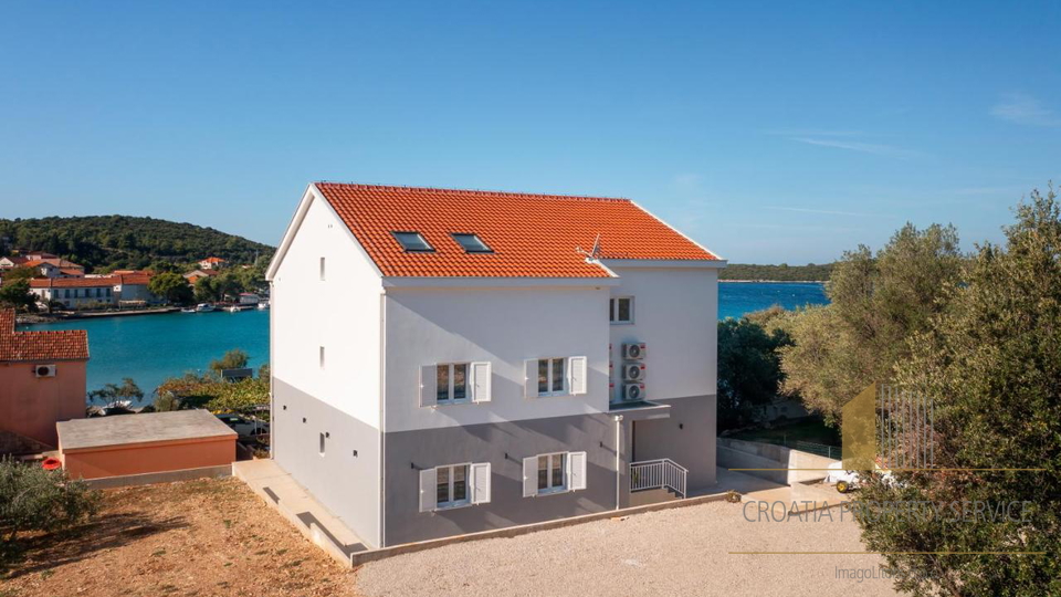 Wunderschönes Apartmenthaus in außergewöhnlicher Lage, erste Reihe am Meer!