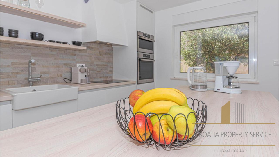Casa, 470 m2, Vendita, Šibenik - Zablaće