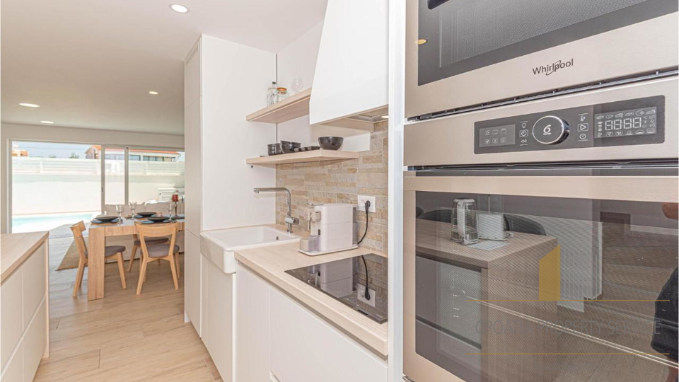 Casa, 470 m2, Vendita, Šibenik - Zablaće
