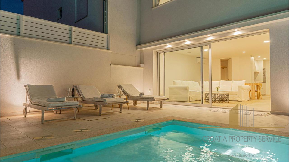 Casa, 470 m2, Vendita, Šibenik - Zablaće