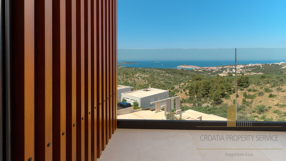 Exklusive moderne Villa mit Panoramablick auf das Meer – Primošten!