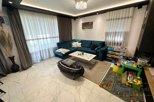 Wunderschöne Dreizimmerwohnung mit 137 m2 - Makarska!