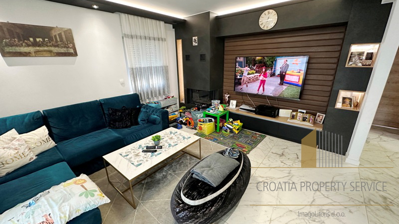 Wunderschöne Dreizimmerwohnung mit 137 m2 - Makarska!