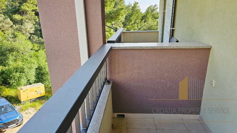 Beautiful two-room apartment in the western part of the city – Makarska!