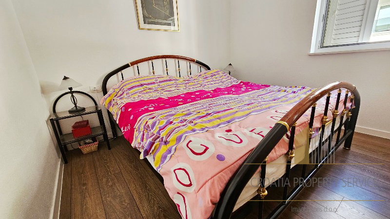 Beautiful two-room apartment in the western part of the city – Makarska!