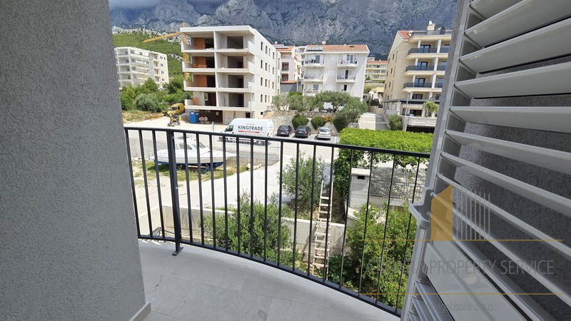 Appartamento attraente con vista sul mare in nuova costruzione – Makarska!