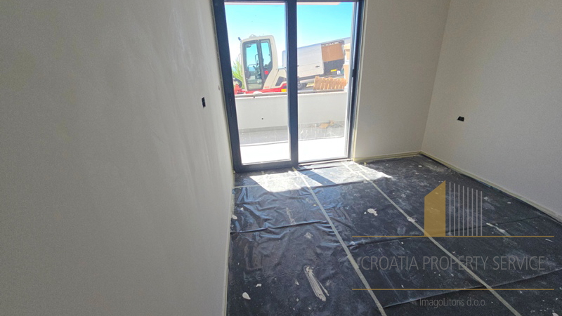 Dreizimmerwohnung mit Terrasse und Meerblick in Makarska!