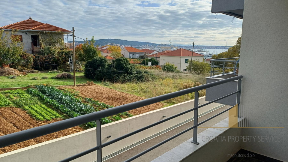Luksuzan stan na atraktivnoj lokaciji, samo 200 m od plaže – Seget Donji!