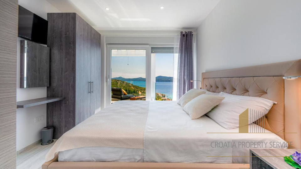 Čudovita moderna vila z bazenom in pogledom na morje v okolici Dubrovnika!