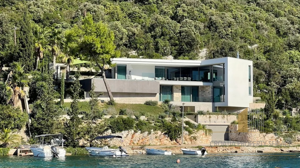 Vila esclusiva in prima fila sul mare nell'isola di Korčula - Un perfetto paradiso mediterraneo!