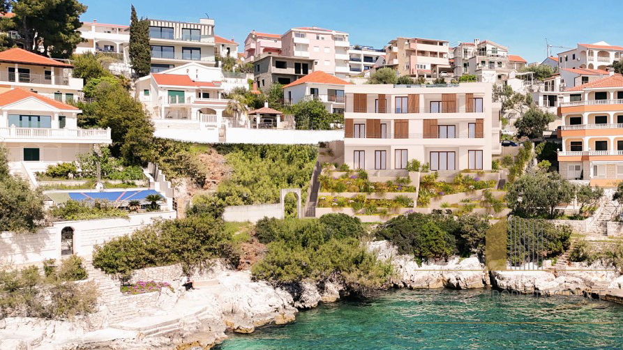 Exclusive Waterfront Living: Stunning New Development by the Sea