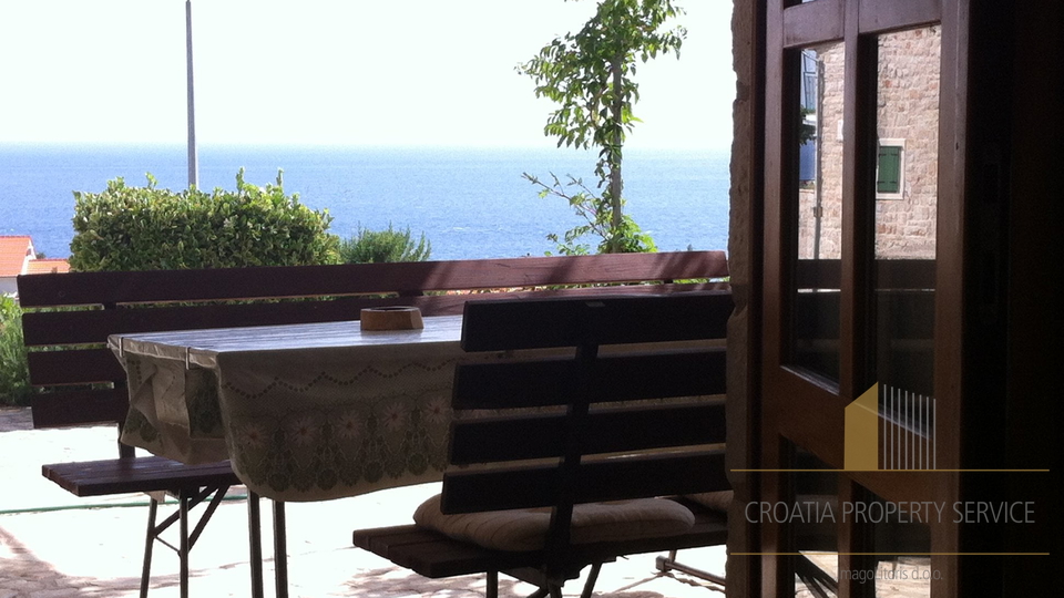 A beautiful apartment house with a panoramic sea view on the island of Hvar!