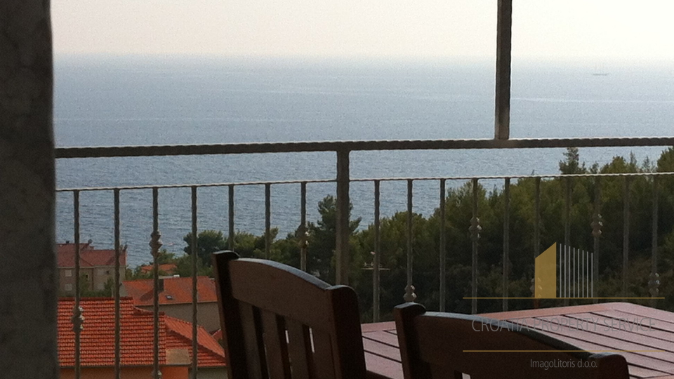 A beautiful apartment house with a panoramic sea view on the island of Hvar!