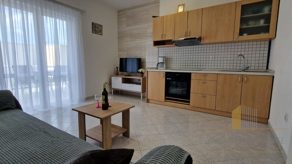 Luxury apartment house with a beautiful sea view, 35 meters from the sea on Čiovo!