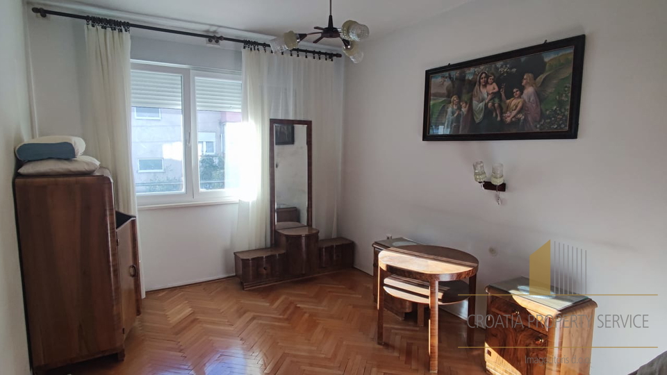 Spacious apartment in an attractive neighborhood in the wider city center – Split!