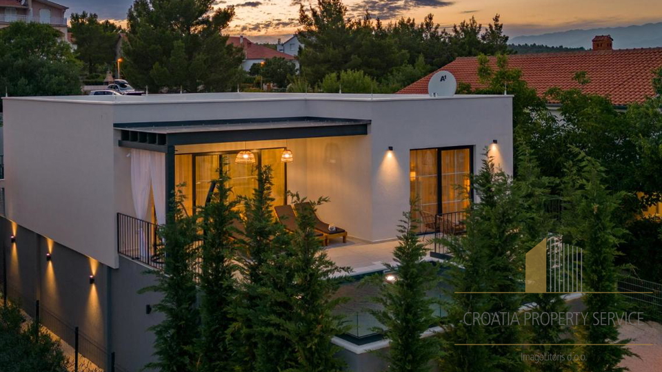 Luxury modern villa 100 meters from the Sea near Zadar – A perfect opportunity!