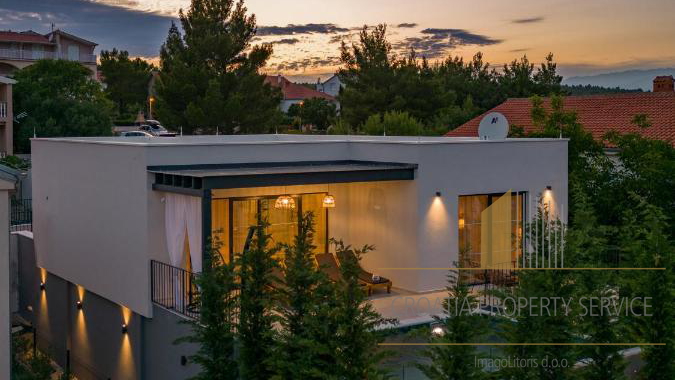 Luxury modern villa 100 meters from the Sea near Zadar – A perfect opportunity!