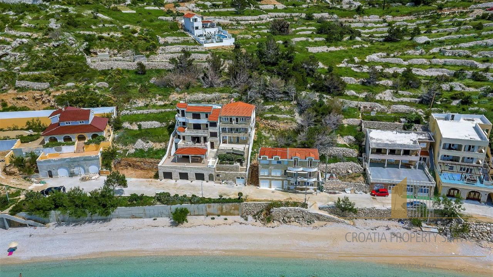 Wunderschöne neue Villa, nur 70 m vom Meer entfernt an der Makarska Riviera!