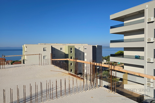 One-bedroom apartment with sea view in a new building – Makarska!