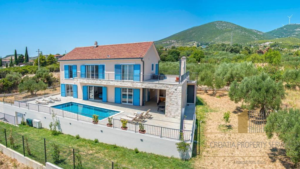 Luxury villa with pool and open sea view - Kaštel Novi!