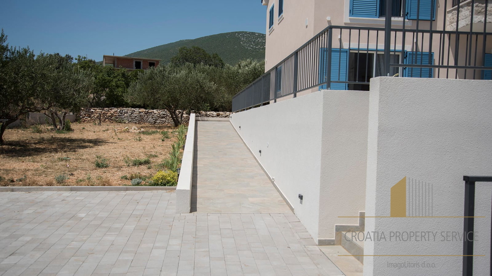 Luxury villa with pool and open sea view - Kaštel Novi!