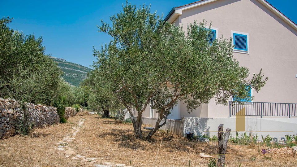 Luxury villa with pool and open sea view - Kaštel Novi!