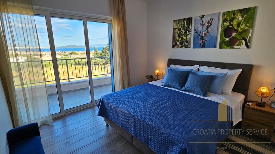 Luxury villa with pool and open sea view - Kaštel Novi!