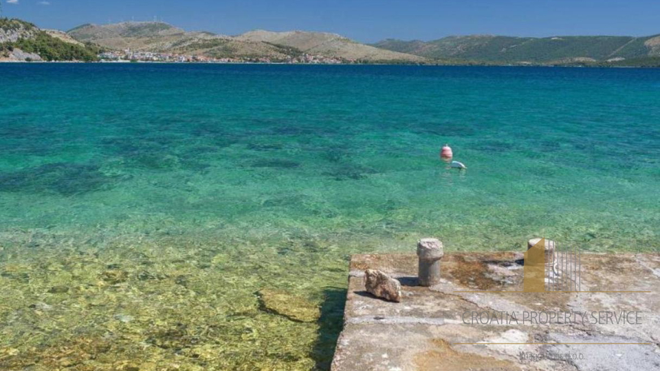 Nova kamnita vila, prva vrsta do morja – Otok Krapanj, Šibenik!