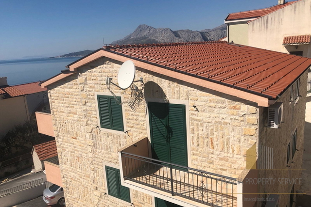 Modern stone building with 9 apartments, 180 m from the beach – Nemira, Omiš!