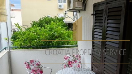 A beautiful apartment house with 8 apartments in the heart of Podgora – Perfect for tourism investment!