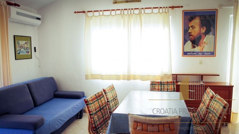 A beautiful apartment house with 8 apartments in the heart of Podgora – Perfect for tourism investment!