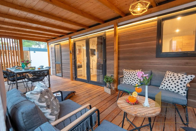 A luxurious 34 m² mobile home by the sea in Biograd na Moru!