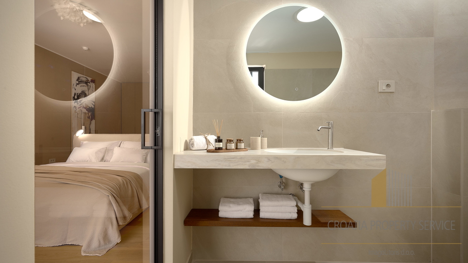 Exklusive moderne Villa mit Panoramablick auf das Meer – Primošten!