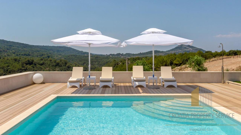 Unique property on the island of Hvar: Extreme privacy and luxury on 140,000 m²!