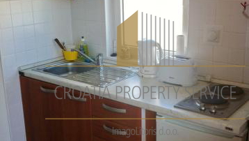 A beautiful apartment house with a sea view in Ražanj!