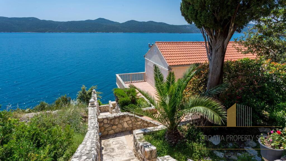 Wunderschöne Villa in erster Reihe zum Meer an der Dubrovnik Riviera!