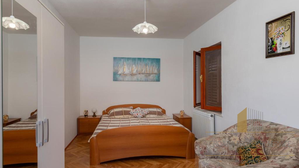 Beautiful apartment villa with a pool and sea view – Lapad, Dubrovnik!