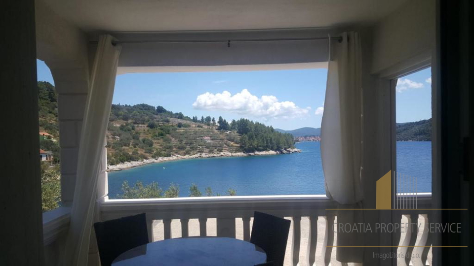 Wunderschöne Apartmentvilla in erster Meereslinie auf der Insel Korčula!