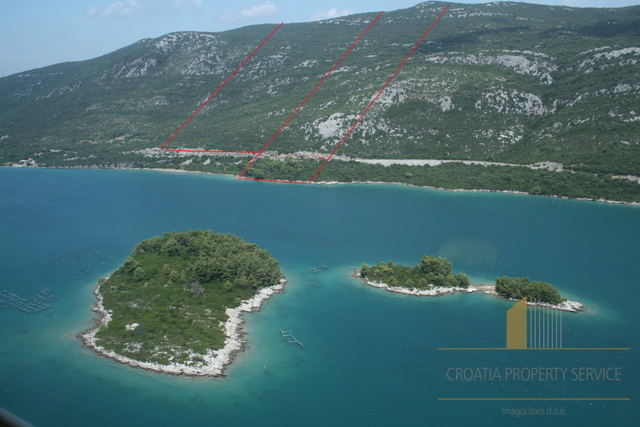 AGRICULTURAL LAND SURFACE 150 000 SQM, STON!