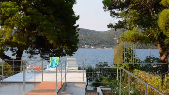 Villa esclusiva con piscina in prima fila sul mare - Viganj, Pelješac!